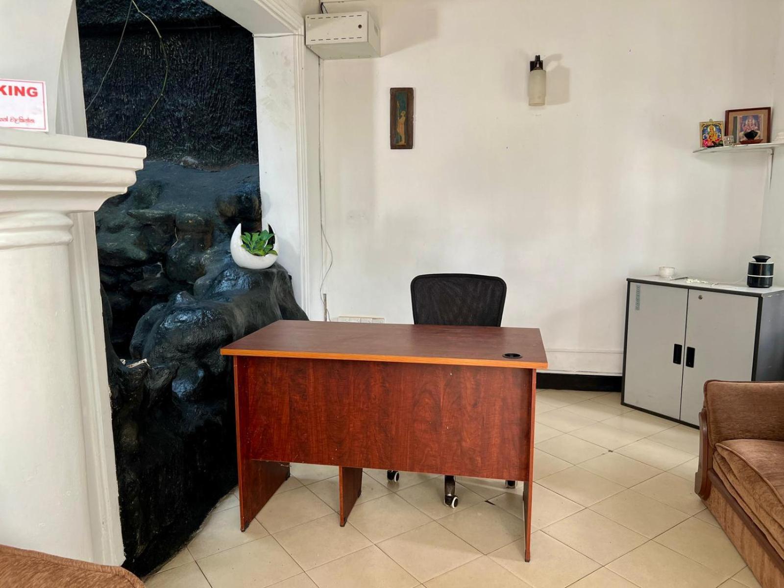 Sky Beam Hotel Канди Екстериор снимка